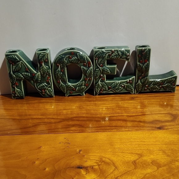 Vintage TILSO JAPAN Christmas Poinsettia Berry Holly NOEL Candle Holders - Picture 1 of 13